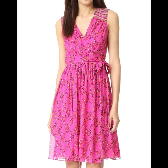 Diane Von Furstenberg Dresses & Skirts - Diane von Furstenberg Sz 6 100% Silk Floral Embroidered Wrap Dress EUC